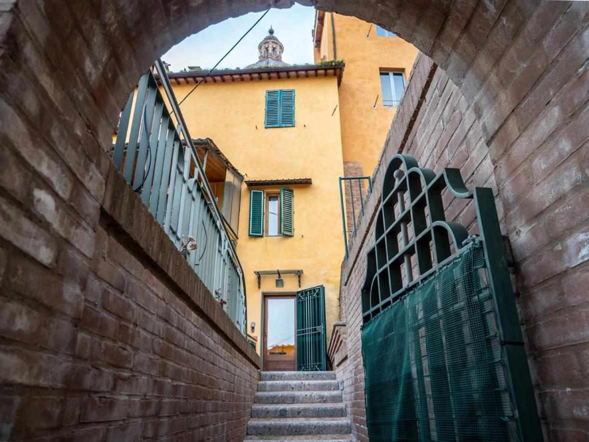 Advocata Nostra Incontro Di Storia E Centralita Siena Exterior photo
